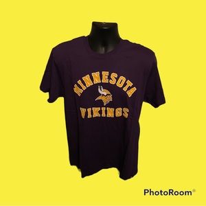 Official NFL Vikings t shirt.